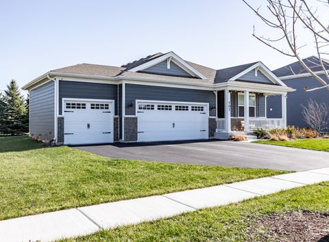 707 Kentshire Circle Elgin IL 60124