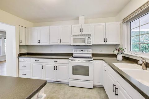 Tiny photo for 3800 Harrison Avenue, Brookfield, IL 60513 (MLS # 12477888)