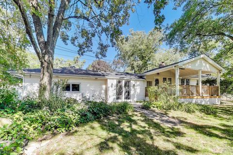 Tiny photo for 3800 Harrison Avenue, Brookfield, IL 60513 (MLS # 12477888)