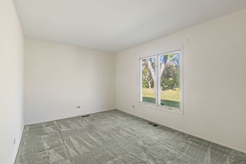 Tiny photo for 920 Eden Drive, Schaumburg, IL 60195 (MLS # 12528582)