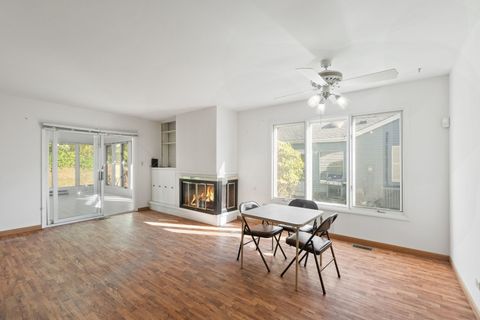 Tiny photo for 920 Eden Drive, Schaumburg, IL 60195 (MLS # 12528582)