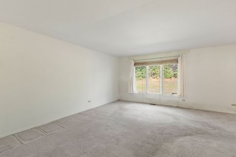 Tiny photo for 920 Eden Drive, Schaumburg, IL 60195 (MLS # 12528582)