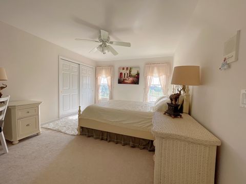 Tiny photo for 523 Mallard Point Drive, North Aurora, IL 60542 (MLS # 12630239)