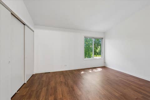 Tiny photo for 514 E Windgate Court #D, Arlington Heights, IL 60005 (MLS # 12725097)