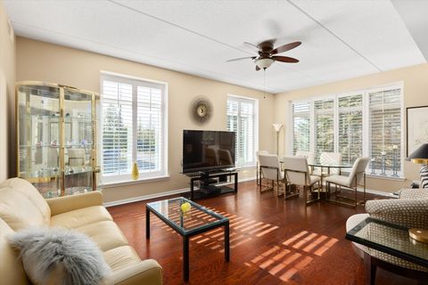 Tiny photo for 845 E 22nd Street #b105, Lombard, IL 60148 (MLS # 12494830)