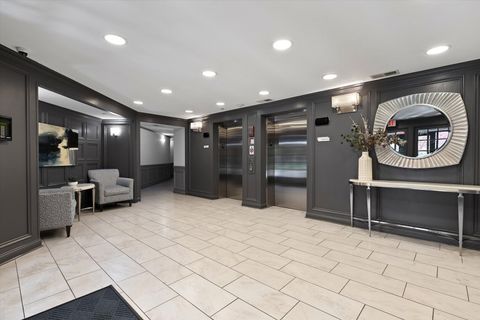 Tiny photo for 845 E 22nd Street #b105, Lombard, IL 60148 (MLS # 12494830)