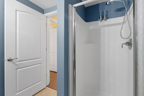 Tiny photo for 845 E 22nd Street #b105, Lombard, IL 60148 (MLS # 12494830)