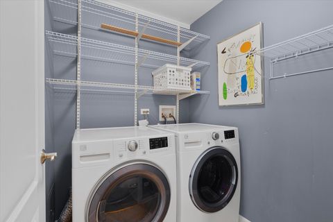 Tiny photo for 845 E 22nd Street #b105, Lombard, IL 60148 (MLS # 12494830)