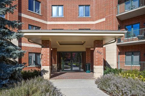 Tiny photo for 845 E 22nd Street #b105, Lombard, IL 60148 (MLS # 12494830)