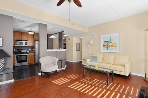 Tiny photo for 845 E 22nd Street #b105, Lombard, IL 60148 (MLS # 12494830)