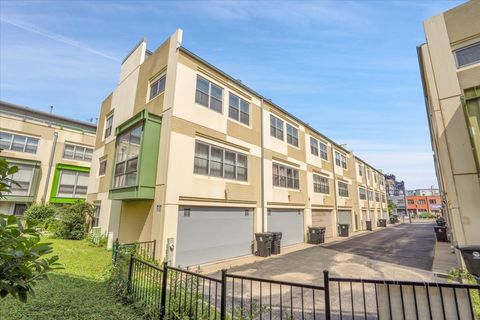 Tiny photo for 2241 S Archer Avenue #4, Chicago, IL 60616 (MLS # 12490469)