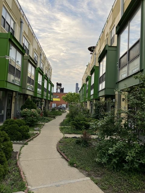 Tiny photo for 2241 S Archer Avenue #4, Chicago, IL 60616 (MLS # 12490469)