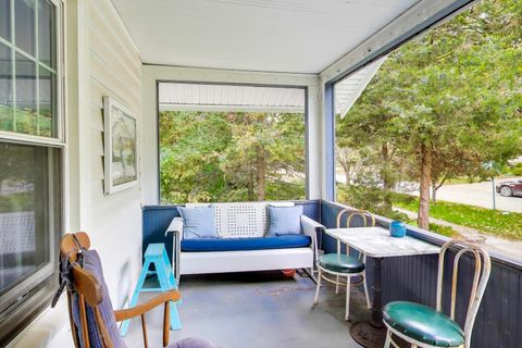 Tiny photo for 121 W Fremont Street, Arlington Heights, IL 60004 (MLS # 12509434)