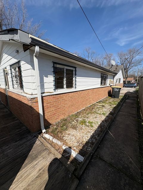 Tiny photo for 17226 Community Street, Lansing, IL 60438 (MLS # 12613094)