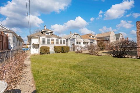 Tiny photo for 6119 W School Street, Chicago, IL 60634 (MLS # 12613108)