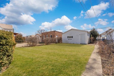 Tiny photo for 6119 W School Street, Chicago, IL 60634 (MLS # 12613108)