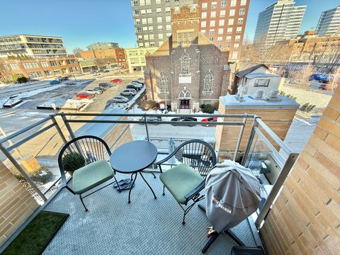 Tiny photo for 1740 Oak Avenue #409, Evanston, IL 60201 (MLS # 12533767)