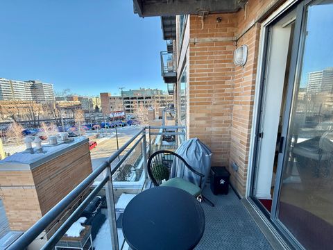 Tiny photo for 1740 Oak Avenue #409, Evanston, IL 60201 (MLS # 12533767)