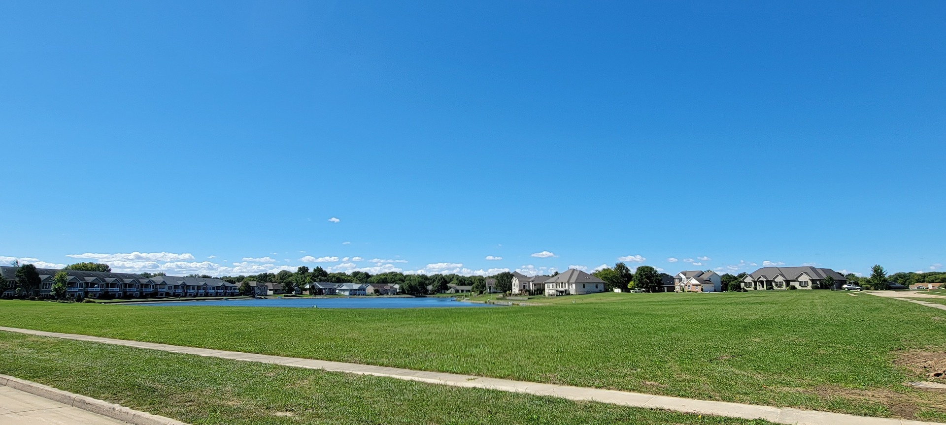 3009 Artesia Crossing