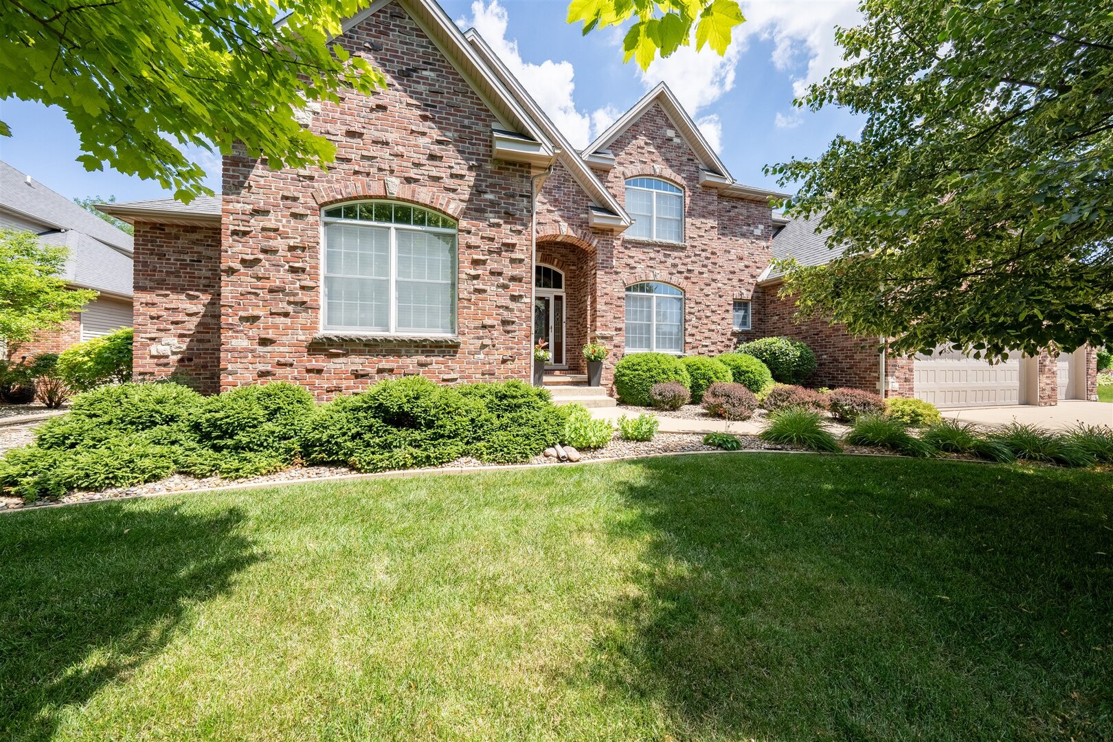 18 Stonebrook Court