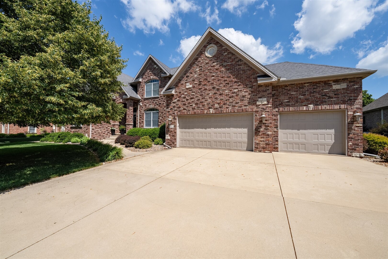 18 Stonebrook Court