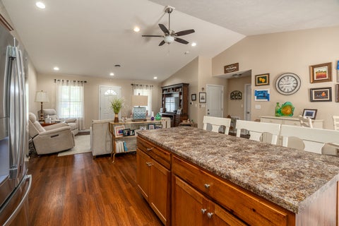 Tiny photo for 1404 Dew Drop Drive, Marion, IL 62959 (MLS # 12705857)