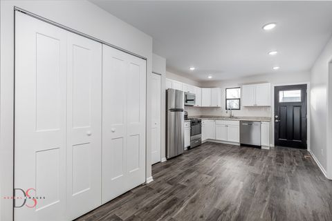 Tiny photo for 309 19th Avenue, Ottawa, IL 61350 (MLS # 12569789)