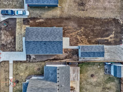 Tiny photo for 309 19th Avenue, Ottawa, IL 61350 (MLS # 12569789)