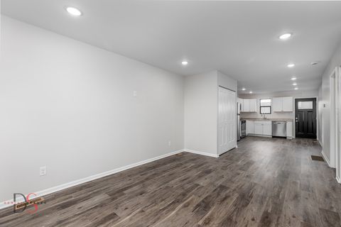 Tiny photo for 309 19th Avenue, Ottawa, IL 61350 (MLS # 12569789)