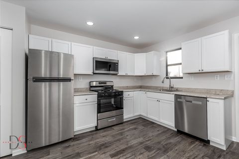 Tiny photo for 309 19th Avenue, Ottawa, IL 61350 (MLS # 12569789)