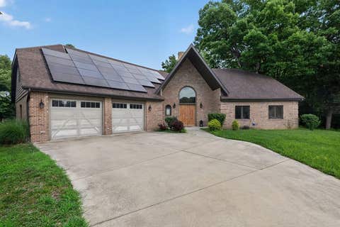 Photo of 310 Bayview Court, Danville, IL 61832 (MLS # 12730418)