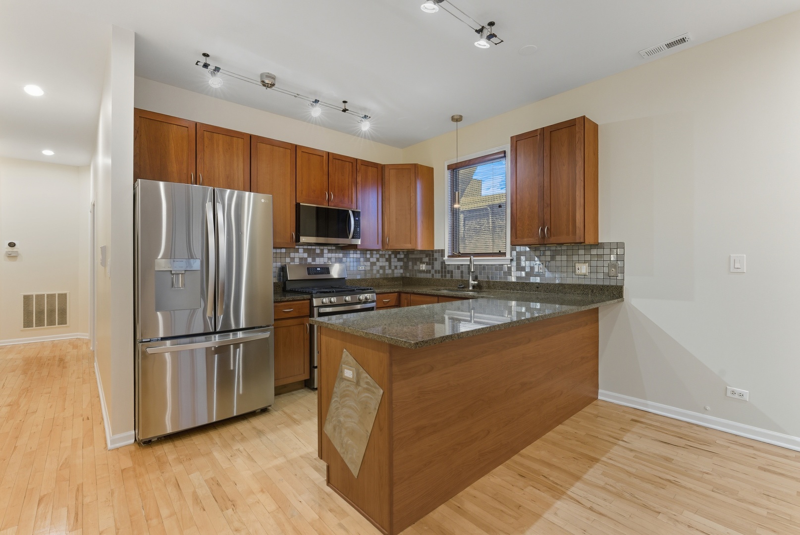 1354 N Campbell Avenue 2