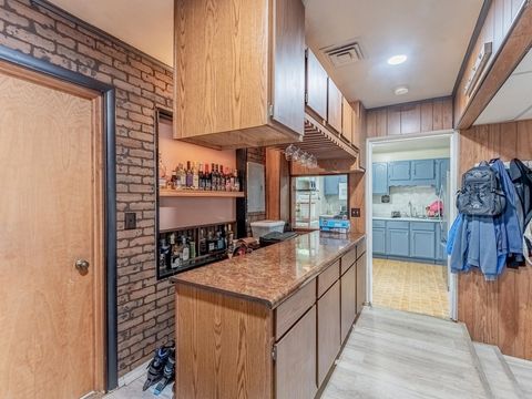 Tiny photo for 920 Suffolk Avenue, Westchester, IL 60154 (MLS # 12558559)