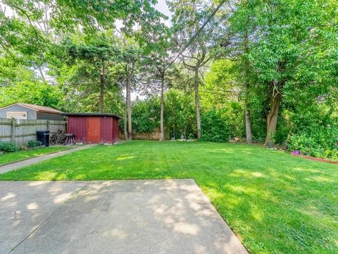 Tiny photo for 920 Suffolk Avenue, Westchester, IL 60154 (MLS # 12558559)