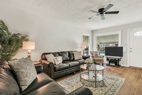 Tiny photo for 4858 W Strong Street, Chicago, IL 60630 (MLS # 12466384)