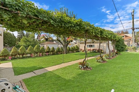 Tiny photo for 4858 W Strong Street, Chicago, IL 60630 (MLS # 12466384)