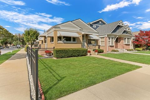 Tiny photo for 4858 W Strong Street, Chicago, IL 60630 (MLS # 12466384)