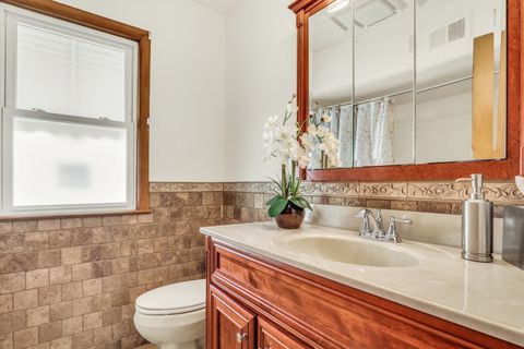 Tiny photo for 4858 W Strong Street, Chicago, IL 60630 (MLS # 12466384)