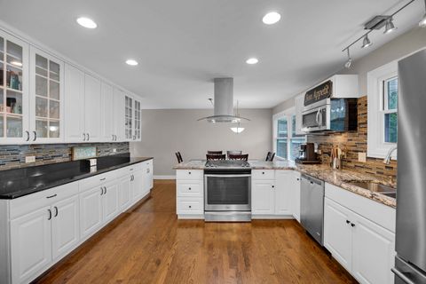 Tiny photo for 5568 Natalie Drive, Oak Forest, IL 60452 (MLS # 12496375)