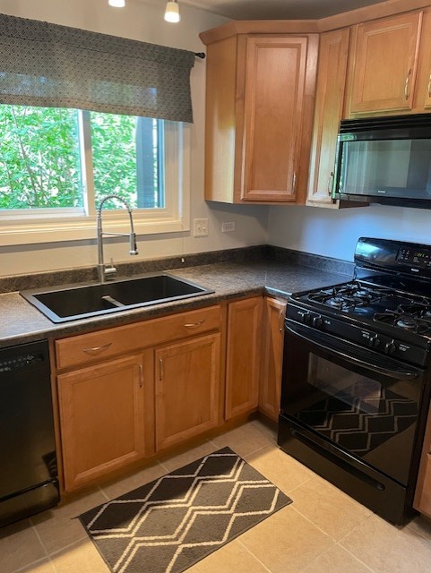 840 E Coach Road 5