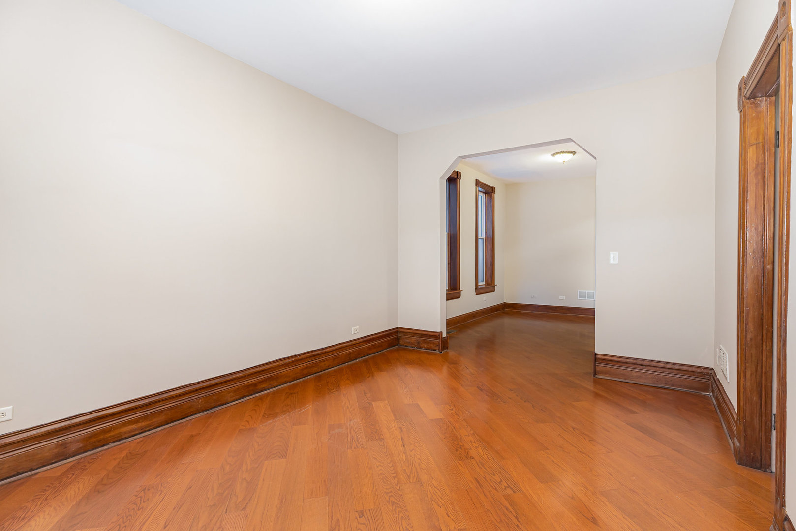 1809 W Cortland Street