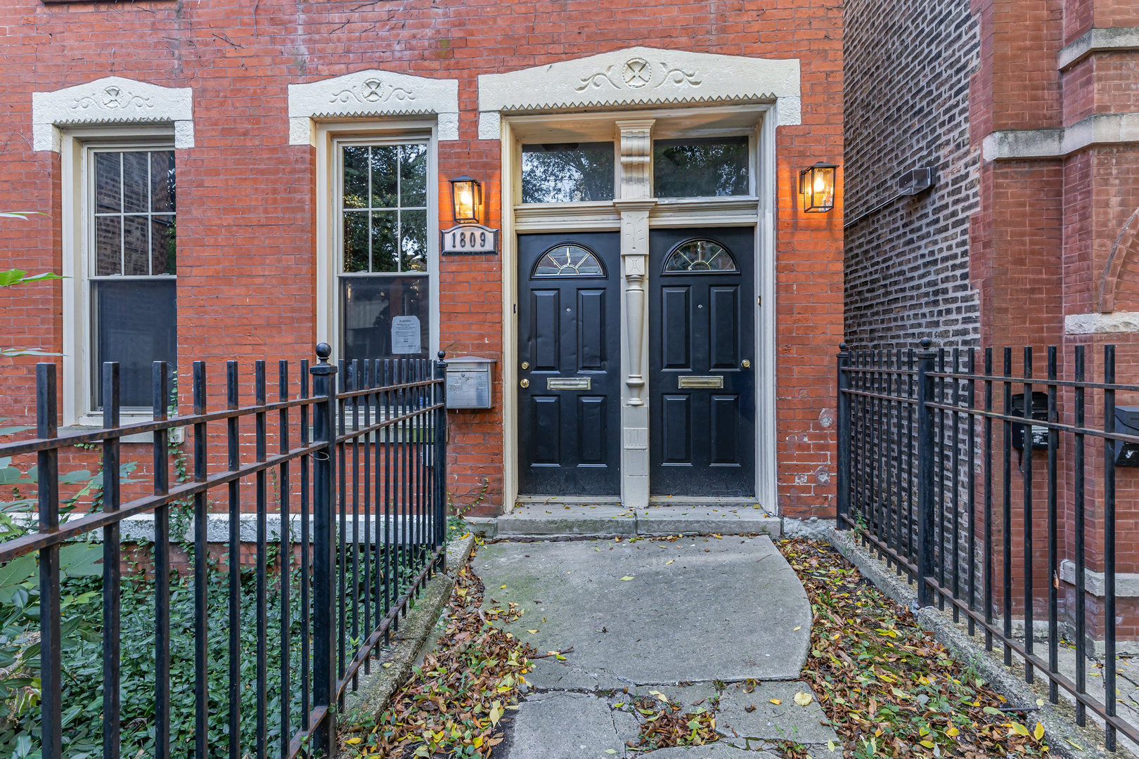 1809 W Cortland Street