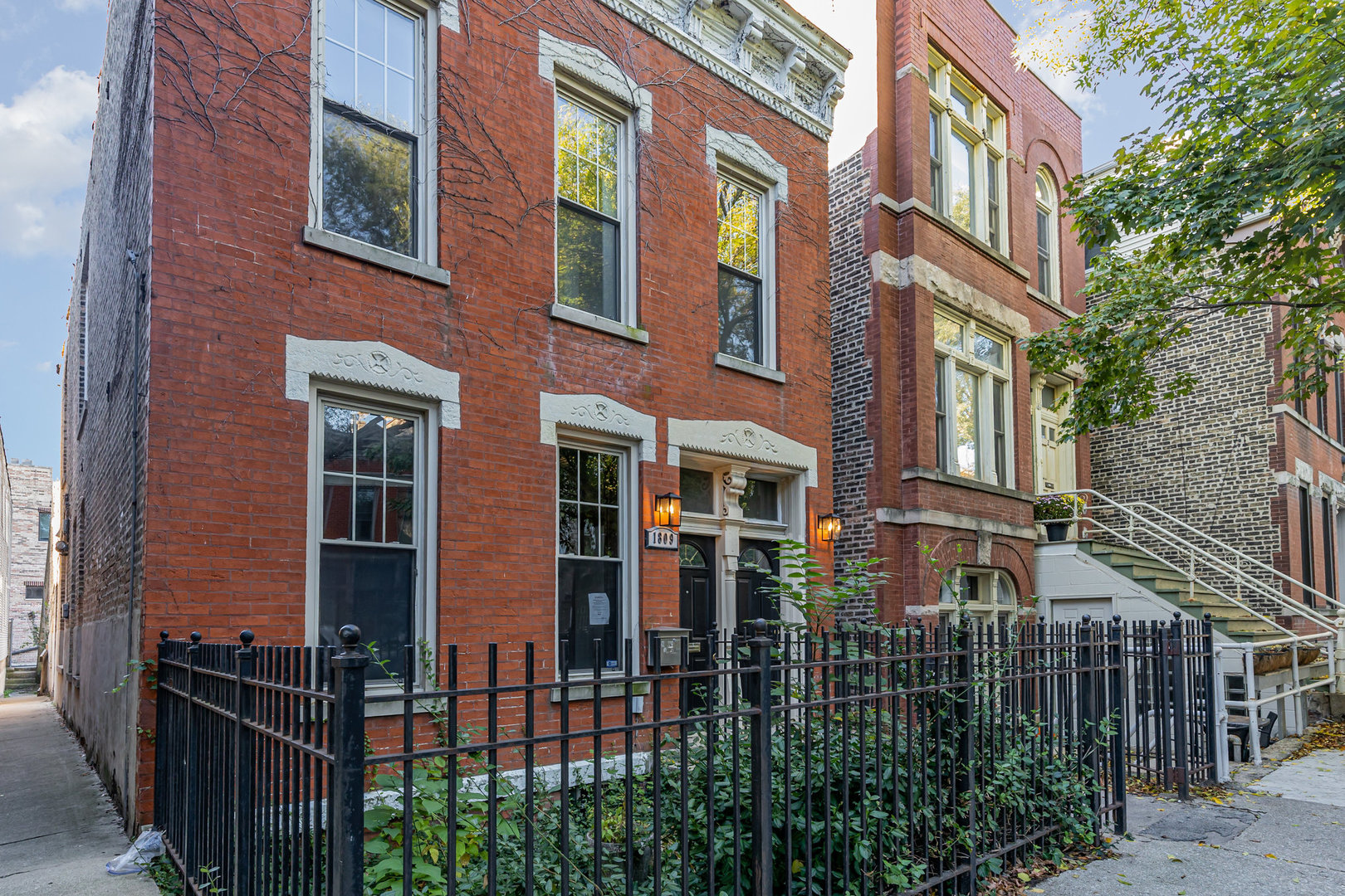 1809 W Cortland Street