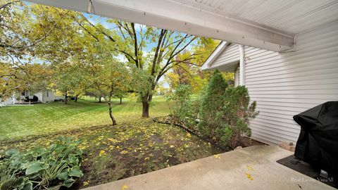 Tiny photo for 11418 Algonquin Road #B, Huntley, IL 60142 (MLS # 12604378)