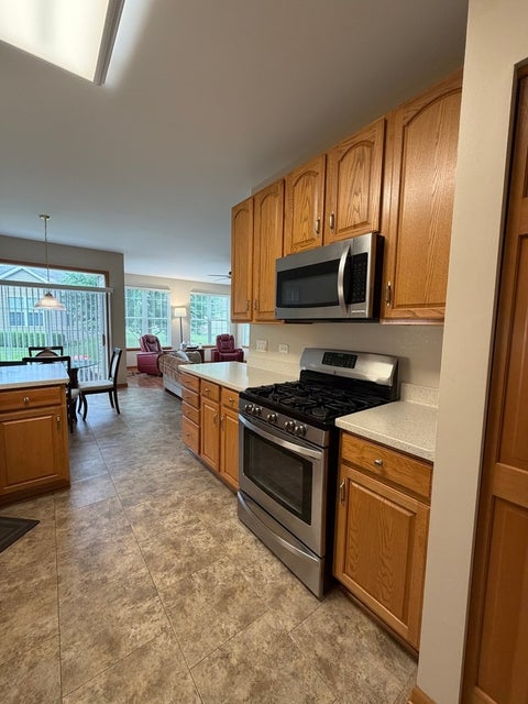 Tiny photo for 21226 Lily Lake Lane, Crest Hill, IL 60403 (MLS # 12732437)