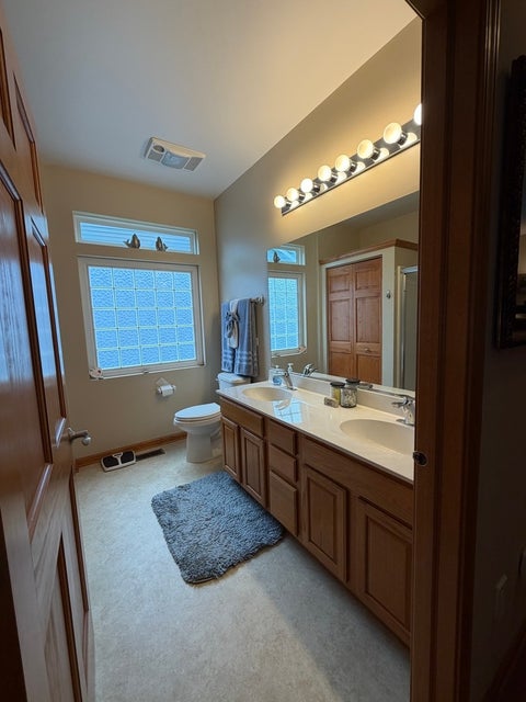 Tiny photo for 21226 Lily Lake Lane, Crest Hill, IL 60403 (MLS # 12732437)