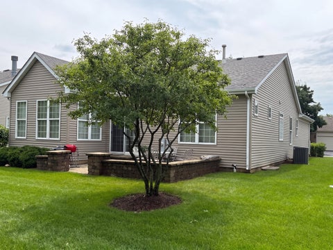 Tiny photo for 21226 Lily Lake Lane, Crest Hill, IL 60403 (MLS # 12732437)