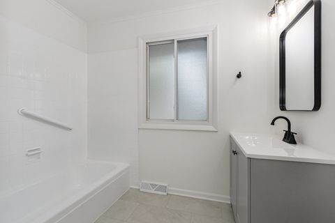 Tiny photo for 597 Eric Way, Bolingbrook, IL 60440 (MLS # 12506429)