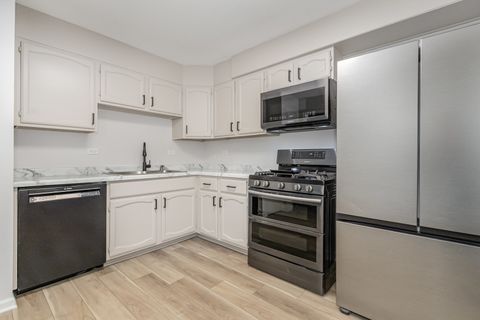 Tiny photo for 597 Eric Way, Bolingbrook, IL 60440 (MLS # 12506429)