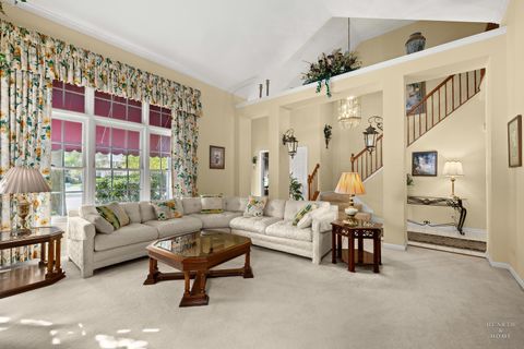 Tiny photo for 806 Norge Parkway, Fox River Grove, IL 60021 (MLS # 12480353)